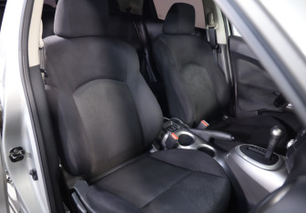 Подержанный автомобиль Nissan Juke 2012 года (19 фото)