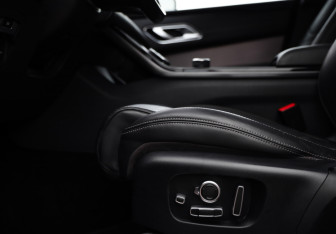 Подержанный автомобиль Land Rover Range Rover Velar 2019 года (24 фото)