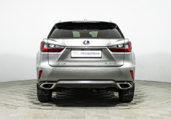 Подержанный автомобиль Lexus RX 2017 года (6 фото)