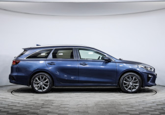 Подержанный автомобиль Kia Ceed Wagon 2019 года (4 фото)