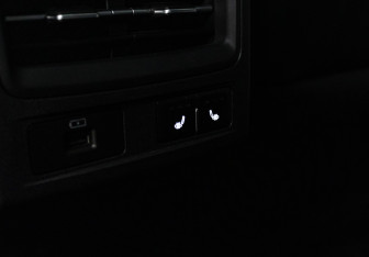 Подержанный автомобиль Omoda C5 2023 года (17 фото)