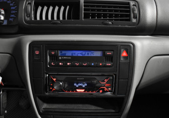 Подержанный автомобиль Volkswagen Passat Sedan 2000 года (14 фото)