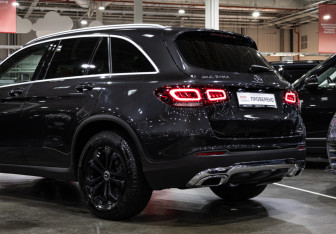 Подержанный автомобиль Mercedes-Benz GLC Coupe 2020 года (11 фото)