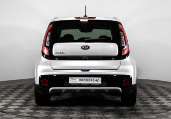 Подержанный автомобиль Kia Soul 2019 года (7 фото)