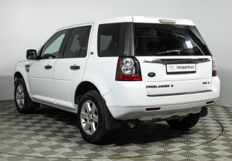 Подержанный автомобиль Land Rover Freelander 2011 года (7 фото)