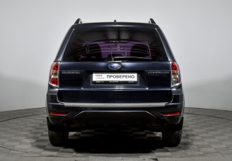 Подержанный автомобиль Subaru Forester Suv 2008 года (6 фото)