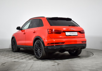 Подержанный автомобиль Audi Q3 2017 года (7 фото)