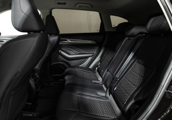 Подержанный автомобиль Haval F7 2022 года (10 фото)