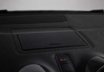 Подержанный автомобиль Audi A1 2013 года (16 фото)