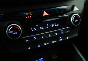 Подержанный автомобиль Hyundai Tucson 2018 года (16 фото)