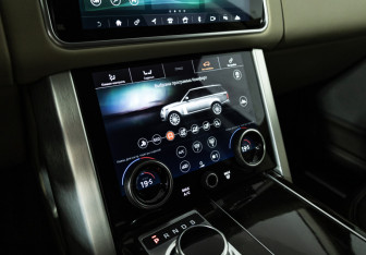 Подержанный автомобиль Land Rover Range Rover 2021 года (21 фото)