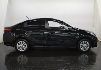 Подержанный автомобиль Kia Rio Sedan 2018 года (4 фото)