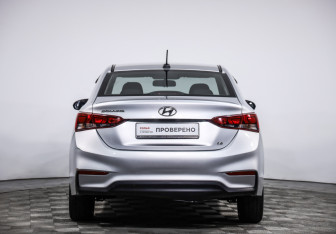 Подержанный автомобиль Hyundai Solaris Sedan 2019 года (6 фото)
