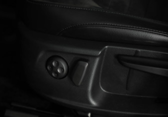 Подержанный автомобиль Volkswagen Passat Sedan 2014 года (27 фото)