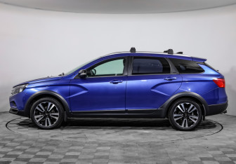 Подержанный автомобиль LADA (ВАЗ) Vesta Wagon 2021 года (4 фото)