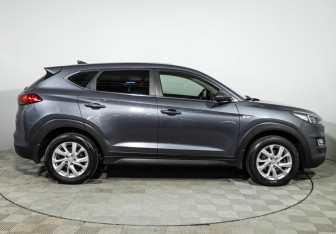 Подержанный автомобиль Hyundai Tucson 2019 года (4 фото)