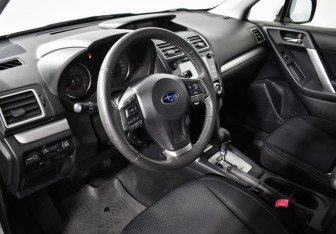 Подержанный автомобиль Subaru Forester Suv 2015 года (9 фото)