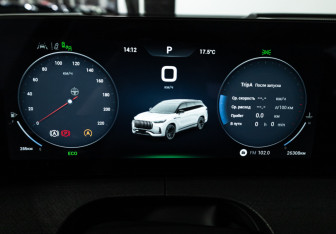 Подержанный автомобиль Jaecoo J8 2024 года (11 фото)