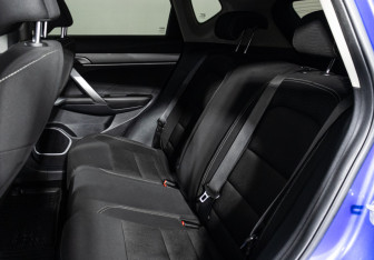 Подержанный автомобиль Geely Coolray 2020 года (10 фото)