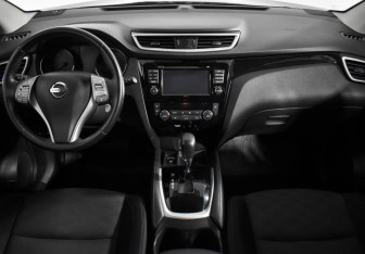 Подержанный автомобиль Nissan Qashqai 2018 года (14 фото)