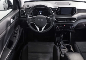 Подержанный автомобиль Hyundai Tucson 2019 года (8 фото)