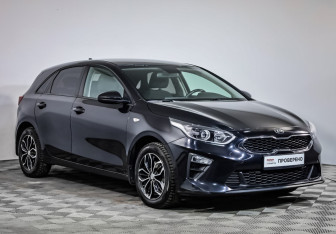 Подержанный автомобиль Kia Ceed Hatchback 2020 года (3 фото)