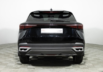 Подержанный автомобиль Omoda C5 2024 года (6 фото)