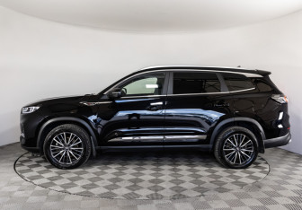 Подержанный автомобиль Chery Tiggo 8 Pro Max 2022 года (8 фото)
