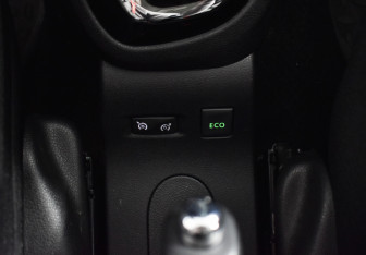 Подержанный автомобиль Renault Kaptur 2017 года (20 фото)