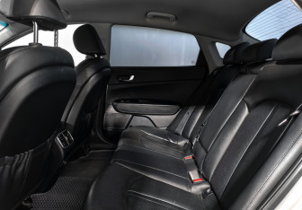 Подержанный автомобиль Kia Optima Sedan 2018 года (12 фото)