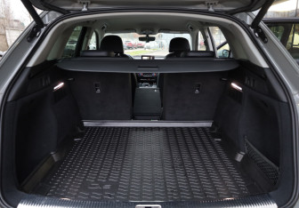 Подержанный автомобиль Audi Q5 2020 года (30 фото)