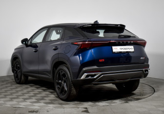 Подержанный автомобиль Omoda C5 2022 года (7 фото)