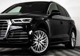 Подержанный автомобиль Audi Q5 2018 года (2 фото)
