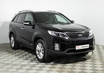 Подержанный автомобиль Kia Sorento 2019 года (3 фото)