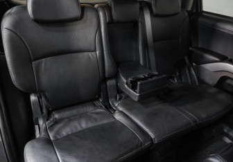Подержанный автомобиль Mitsubishi Outlander 2012 года (22 фото)