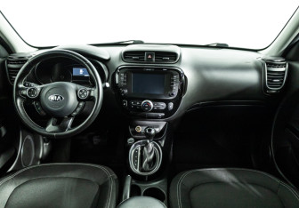 Подержанный автомобиль Kia Soul 2018 года (13 фото)