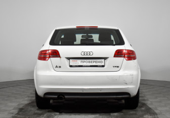 Подержанный автомобиль Audi A3 Hatchback 2012 года (6 фото)