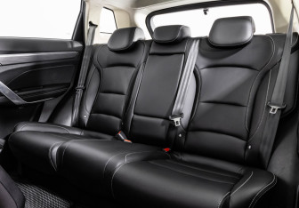 Подержанный автомобиль Geely Atlas Pro 2021 года (26 фото)