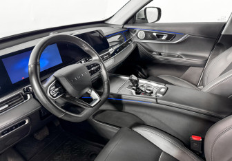 Подержанный автомобиль Chery Tiggo 7 Pro Max 2024 года (9 фото)