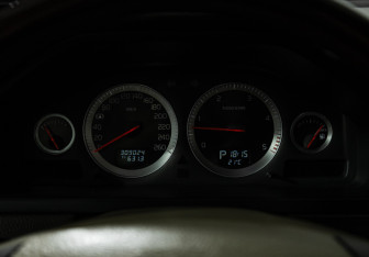 Подержанный автомобиль Volvo XC90 2012 года (12 фото)