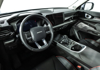 Подержанный автомобиль Haval H3 2024 года (11 фото)