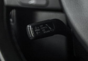Подержанный автомобиль Volkswagen Tiguan 2013 года (17 фото)