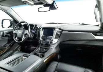 Подержанный автомобиль Chevrolet Tahoe 2016 года (9 фото)