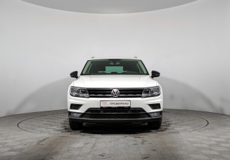 Подержанный автомобиль Volkswagen Tiguan 2019 года (2 фото)