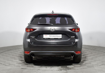 Подержанный автомобиль Mazda CX-5 2018 года (6 фото)