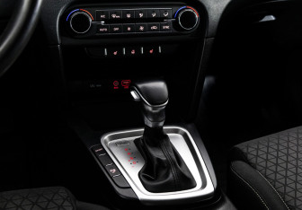 Подержанный автомобиль Kia Ceed Wagon 2019 года (13 фото)