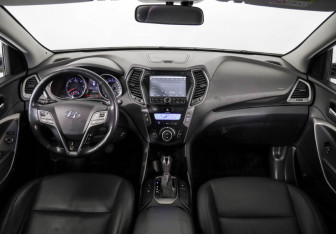 Подержанный автомобиль Hyundai Santa Fe 2014 года (10 фото)