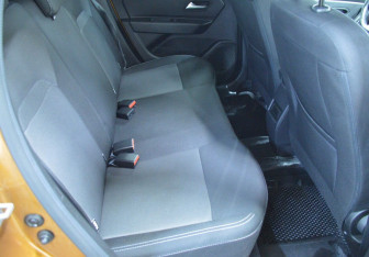 Подержанный автомобиль Renault Duster 2022 года (13 фото)