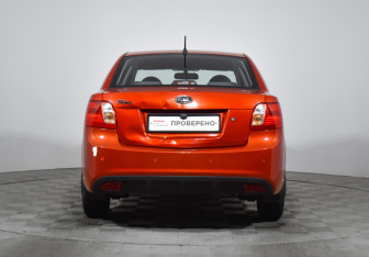 Подержанный автомобиль Kia Rio Sedan 2010 года (6 фото)
