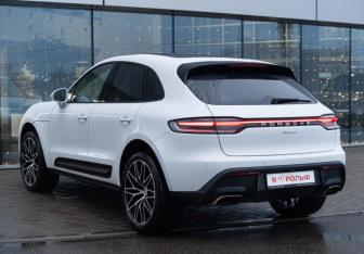 Новый Porsche Macan 2025 (4 фото)